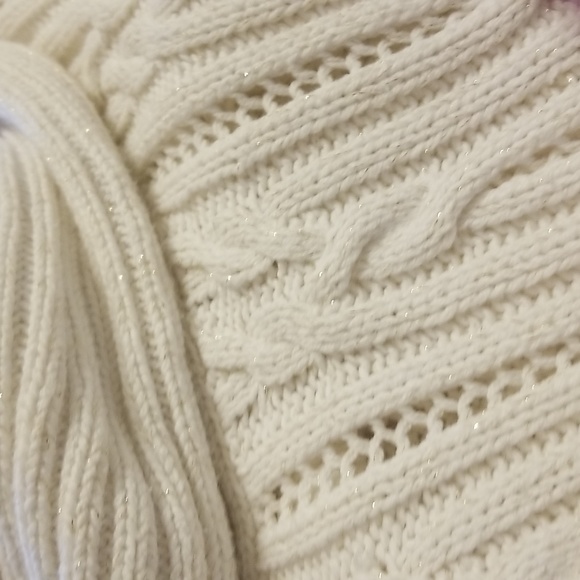 White House Black Market sweater - Picture 7 of 8